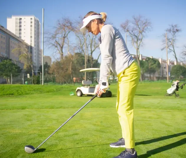 7 Practical Driving Tips Every Beginner Golfer Should Know