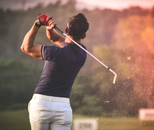 The Secret to Solid Ball Striking: A Simple Tip Every Beginner Golfer Should Know
