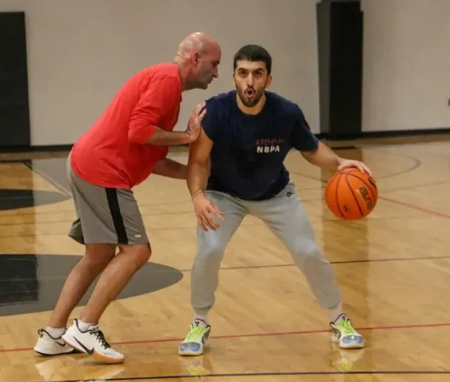 The Essential Traits of an Exceptional Basketball Shooting Coach