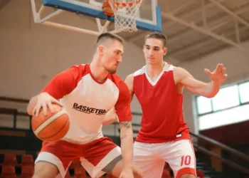 Building Basketball IQ: How to Think the Game and Elevate Your Play