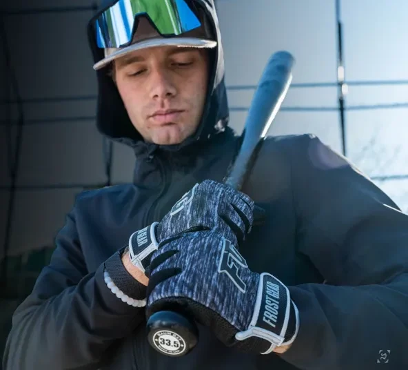5 Must-Have Essentials for Playing Baseball in Cold Weather