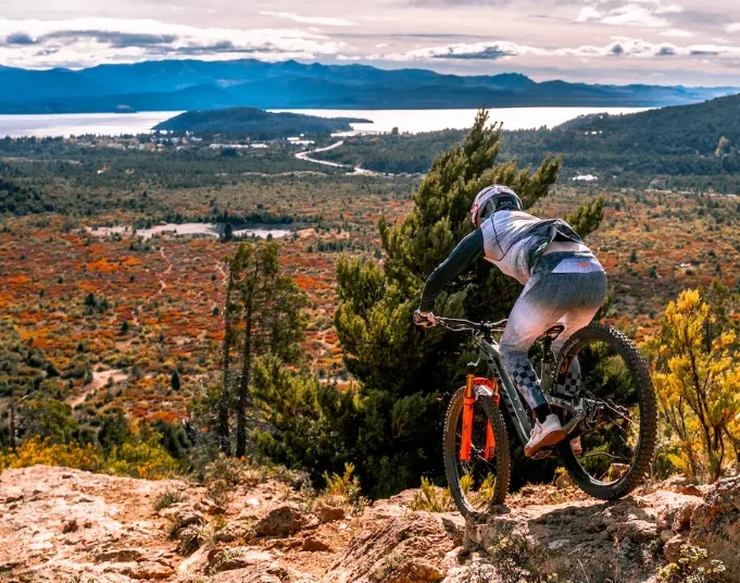 10 Essential Items Every Mountain Biker Should Have