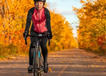 How to Maintain Your Endurance During Autumn and Winter Cycling