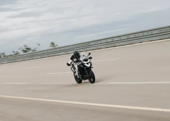 Ivan Cervantes Breaks the 24-Hour Motorcycle Distance Record with Triumph