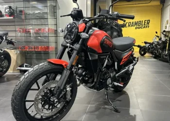 Personalize Your Ducati Scrambler: 9 Accessories That Redefine Style and Performance