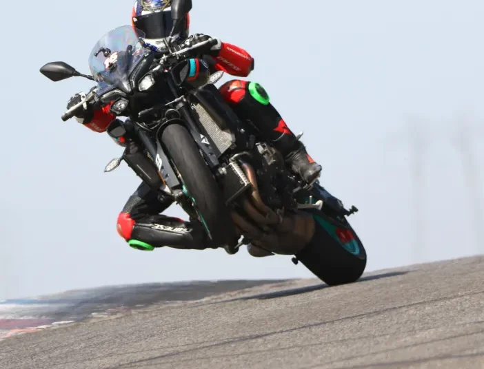 Triumph Motorcycles: Ivan Cervantes Breaks the 24-Hour Distance World Record