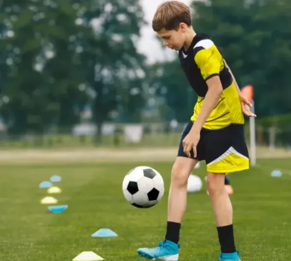 Why Thigh Juggling is the Perfect Starting Point for Building Confidence and Control in Soccer