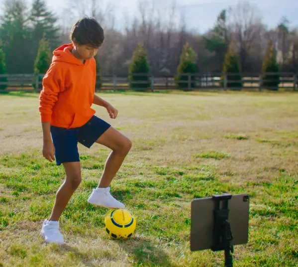 4 Drills to Master Ball Control and Sole Roll Dribbling